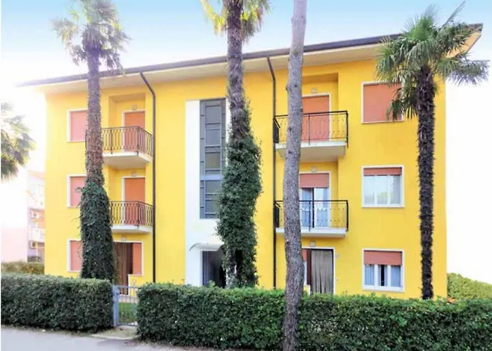 Ground Floor Flat Just 300mt From The